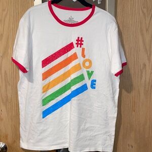 Pride #LOVE T-Shirt NWOT Size Large